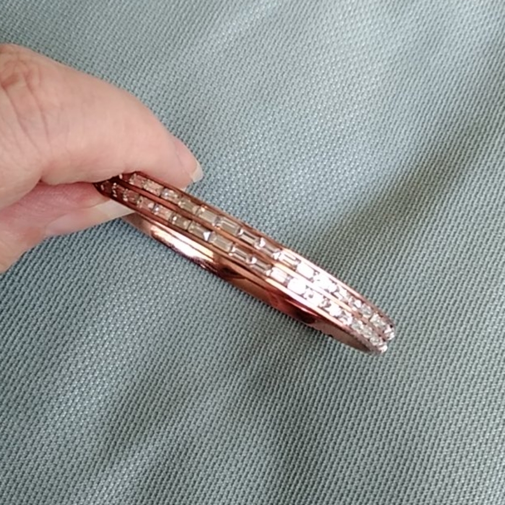 DIAMONDIQUE CRYSTAL BRACELET IN ROSE TONE METAL - Picture 2 of 5